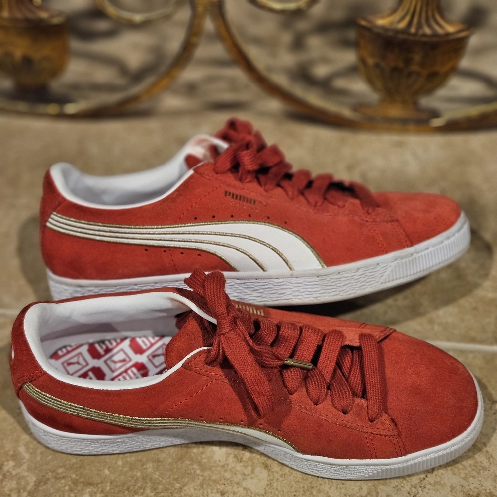 Puma Women' Varsity Suede Sneakers Red With Gold Accents - Size 10 - Picture 5 of 6